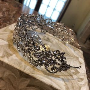 Bridal Styles Boutique Headpiece